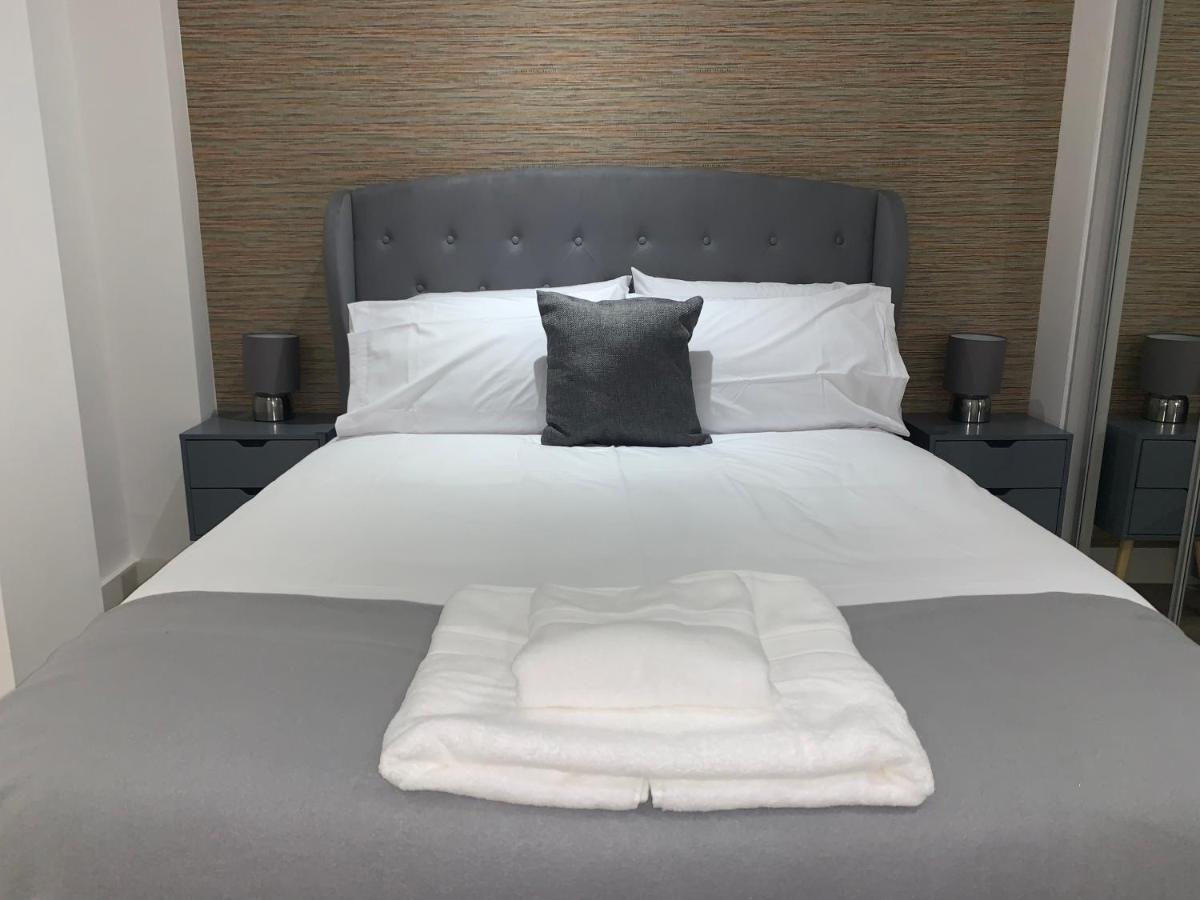 Roomotel - Broadoaks Apartments Солихалл Экстерьер фото