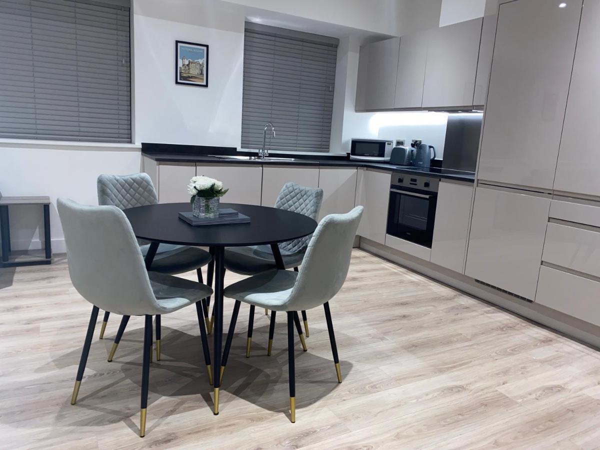 Roomotel - Broadoaks Apartments Солихалл Экстерьер фото